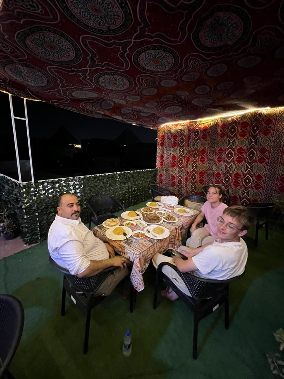 Bed and Breakfast Jana Pyramids View In 3 Kafret el-Gabal Exterior foto